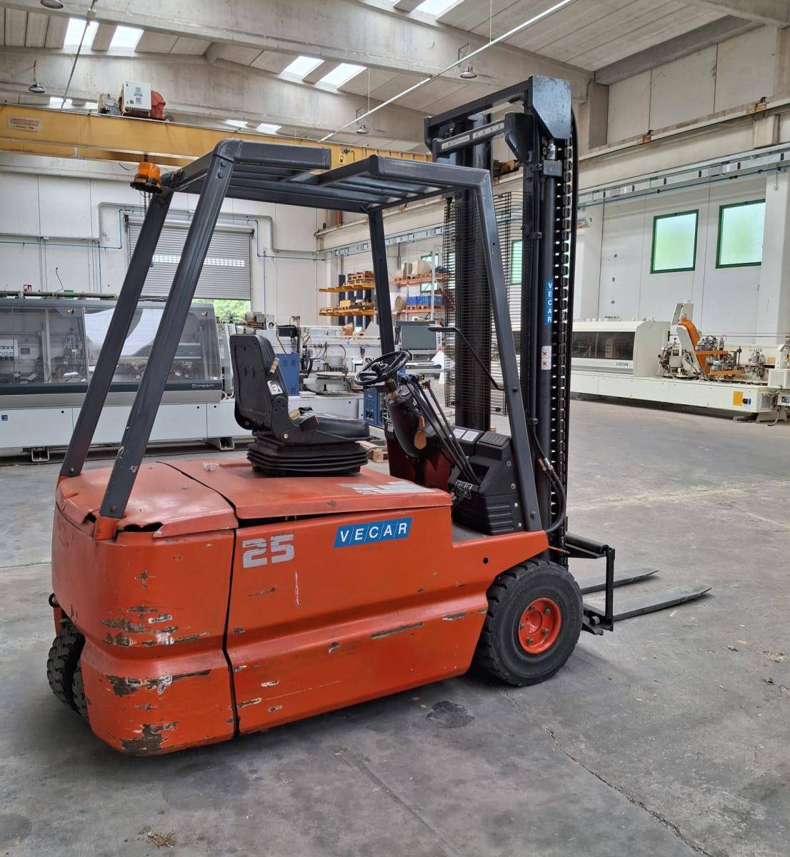 LINDE E 25 -02 - Thumbnail 4