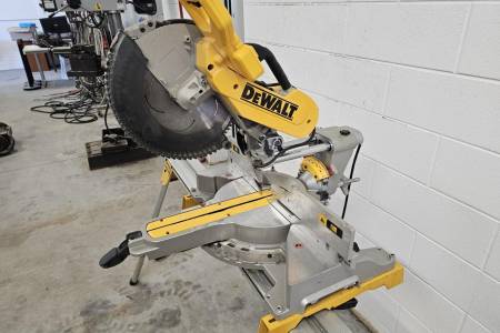 Cross cut saw DEWALT DWS 780-QS - Thumbnail 9