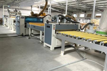 Laminating line GUANGZHOU HESSAN WOODWORKING HY-PUR-1400 Laminating line GUANGZHOU HESSAN WOODWORKING HY-PUR-1400 - Thumbnail 2