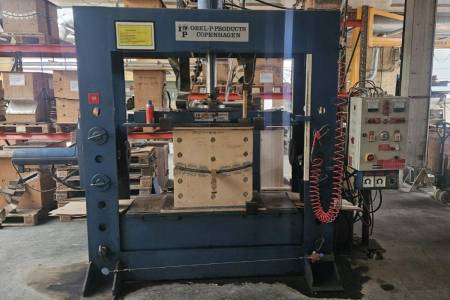 Assembly press for chairs and frames OBEL PEDERSEN SE09 19 18 Assembly press for chairs and frames OBEL PEDERSEN SE09 19 18 - Thumbnail 2
