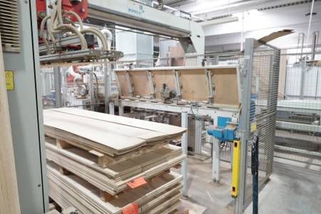 Line for the production of three-layer parquet flooring BÜRKLE Line for the production of three-layer parquet flooring BÜRKLE - Thumbnail 7