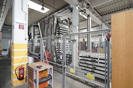 Line for the production of three-layer parquet flooring BÜRKLE Line for the production of three-layer parquet flooring BÜRKLE - Thumbnail 12