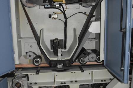 Profile band sanding machine OMEF 1NT-1NLLsx + 1NT-1NLLdx Profile band sanding machine OMEF 1NT-1NLLsx + 1NT-1NLLdx - Thumbnail 4