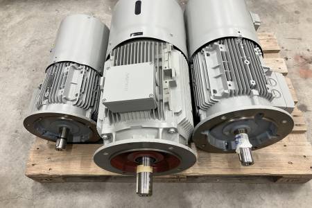 Motor SIEMENS 3 Motoren/ 3 motors Motor SIEMENS 3 Motoren/ 3 motors - Thumbnail 3