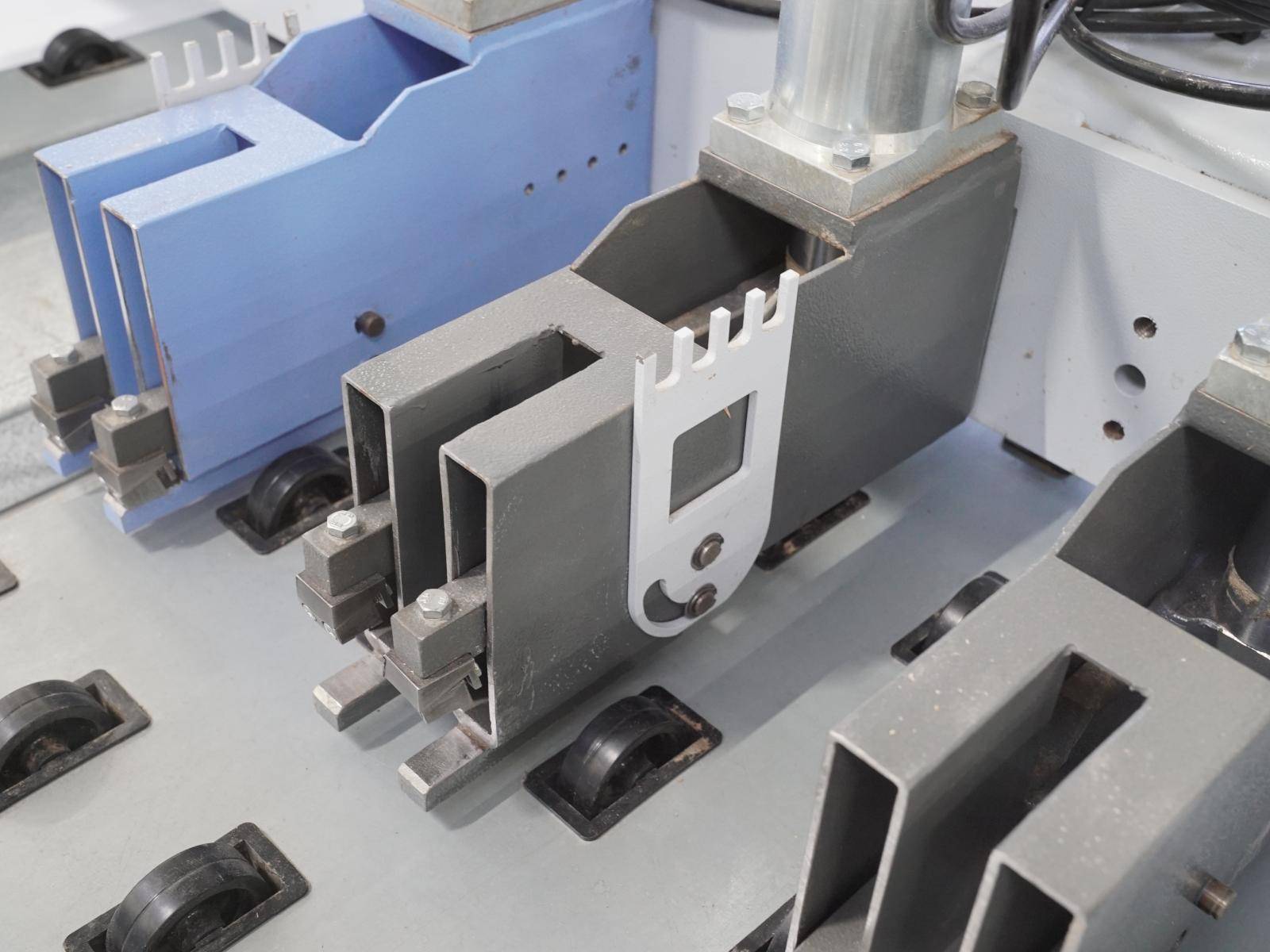 HOLZMA Beamsaw HPP 250 R/32/32 buy second-hand