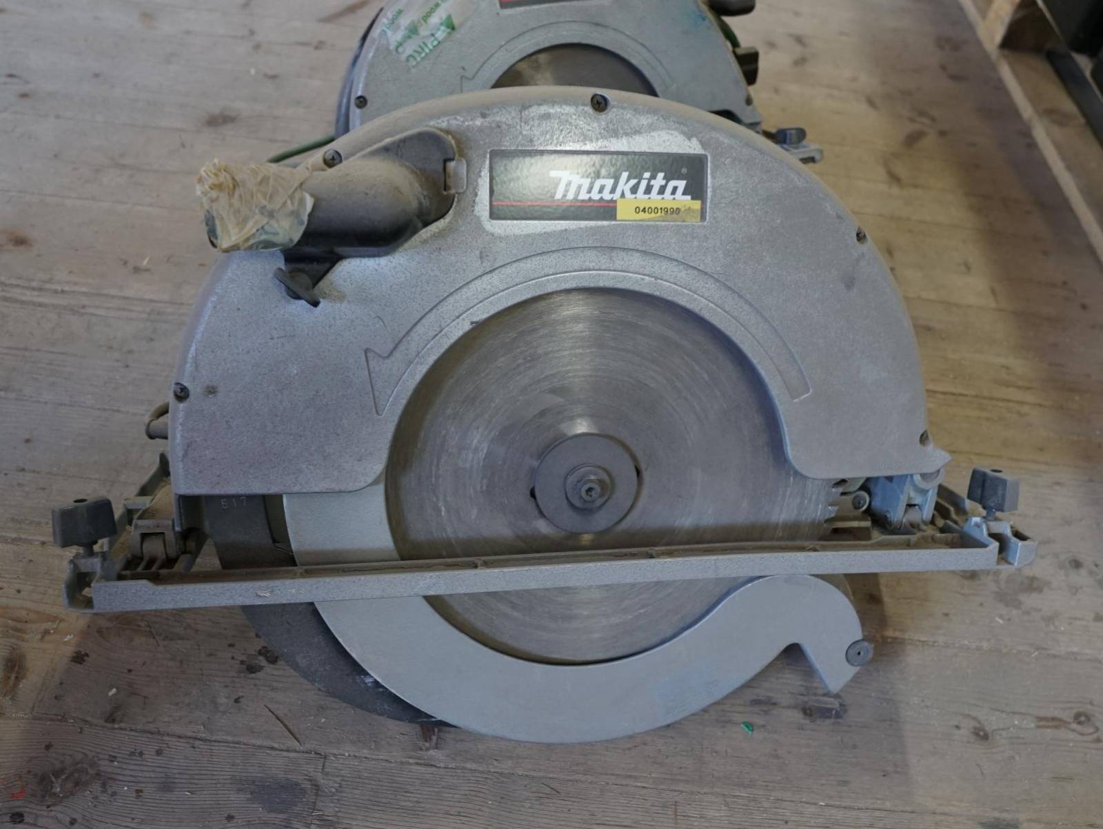 Scie Circulaire Makita 335 Mm – Modèle 5103, 100V 1130W, 50/60Hz, D'occasion Mais Bien Opérationnelle