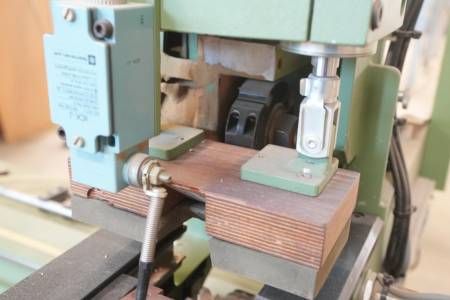 Fitting drilling and insertion machine HOLZMA Pfluka HBM 26/3F Fitting drilling and insertion machine HOLZMA Pfluka HBM 26/3F - Thumbnail 5