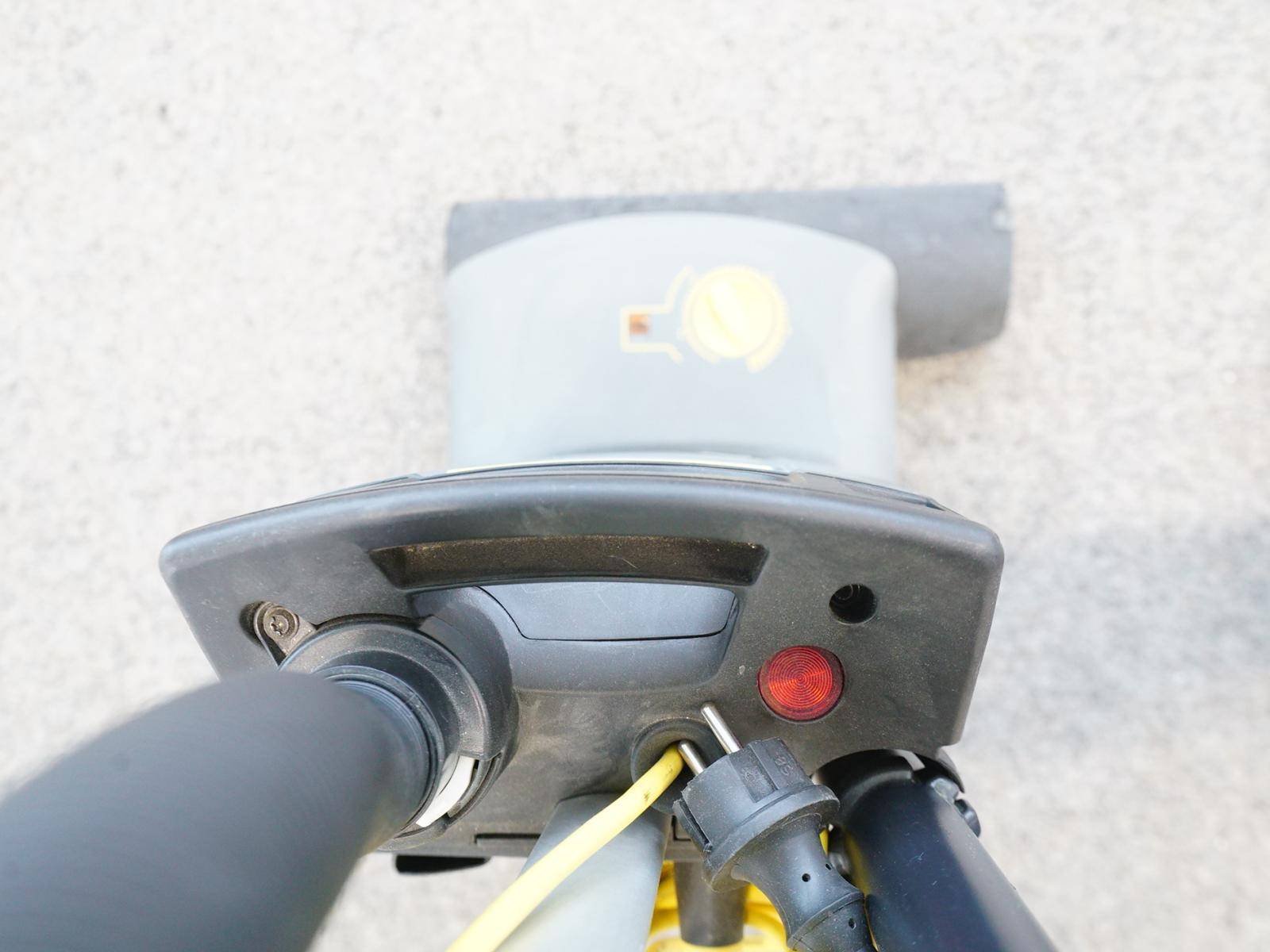 Industrial vacuum cleaner KÄRCHER CV 38/2 Adv - Thumbnail 10