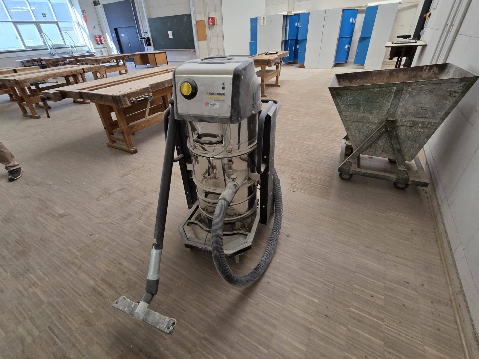 Industrial vacuum cleaner KÄRCHER Professional IVC 60/30 Tact Industrial vacuum cleaner KÄRCHER Professional IVC 60/30 Tact - Image 1