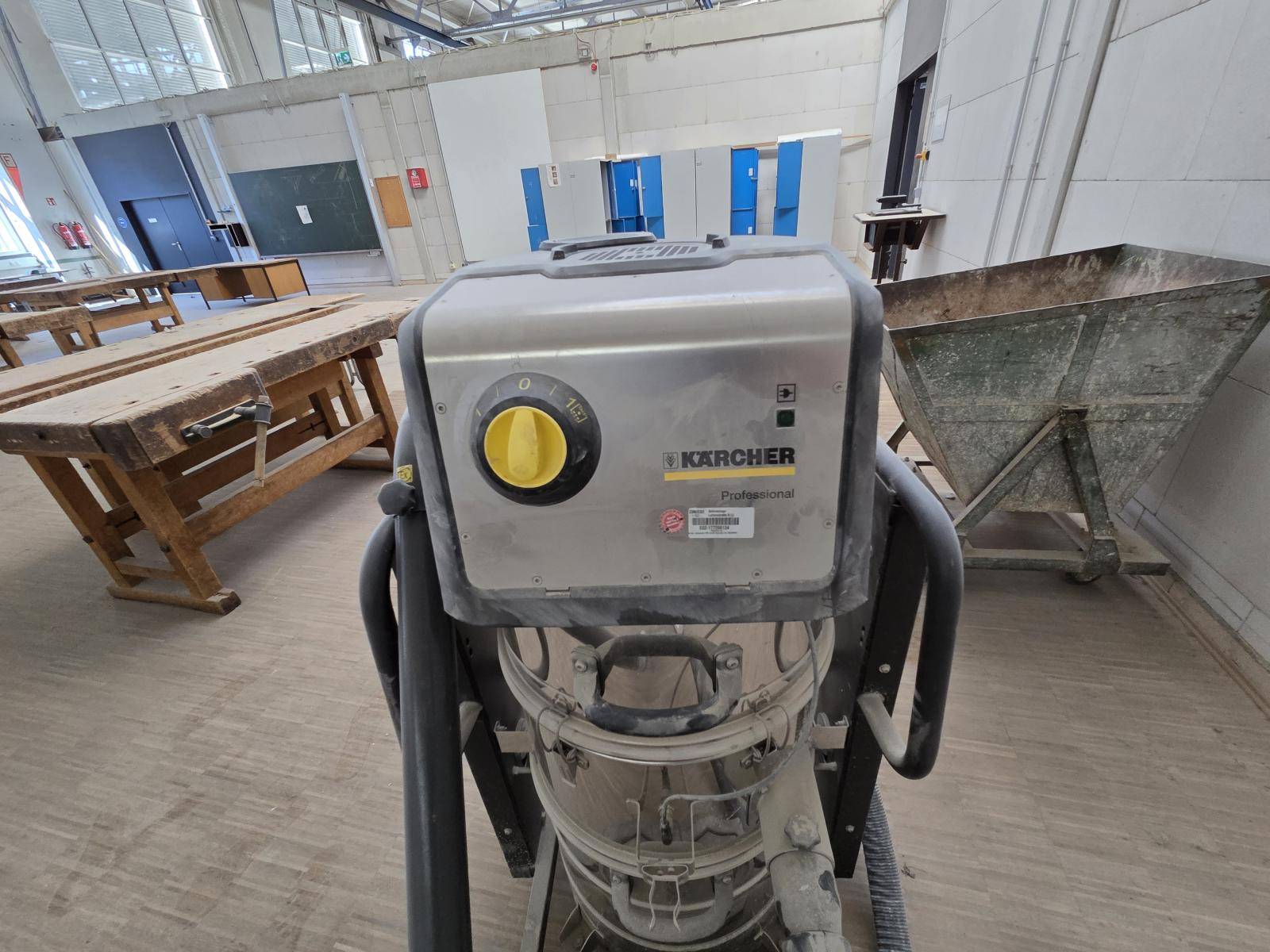 Industrial vacuum cleaner KÄRCHER Professional IVC 60/30 Tact Industrial vacuum cleaner KÄRCHER Professional IVC 60/30 Tact - Thumbnail 7