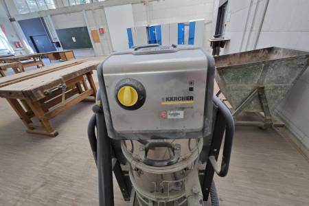 Industrial vacuum cleaner KÄRCHER Professional IVC 60/30 Tact Industrial vacuum cleaner KÄRCHER Professional IVC 60/30 Tact - Thumbnail 8