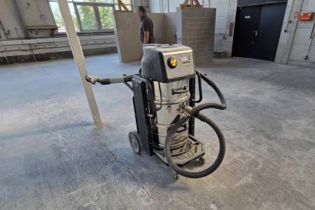 Industrial vacuum cleaner KÄRCHER Professional IVC 60/30 Tact Industrial vacuum cleaner KÄRCHER Professional IVC 60/30 Tact - Thumbnail 2