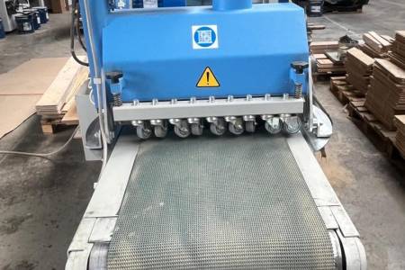 Oil application line SOEST RCL400+VP400 2PB+UV3-400C+PROCHERA SPL1-400C Oil application line SOEST RCL400+VP400 2PB+UV3-400C+PROCHERA SPL1-400C - Thumbnail 4