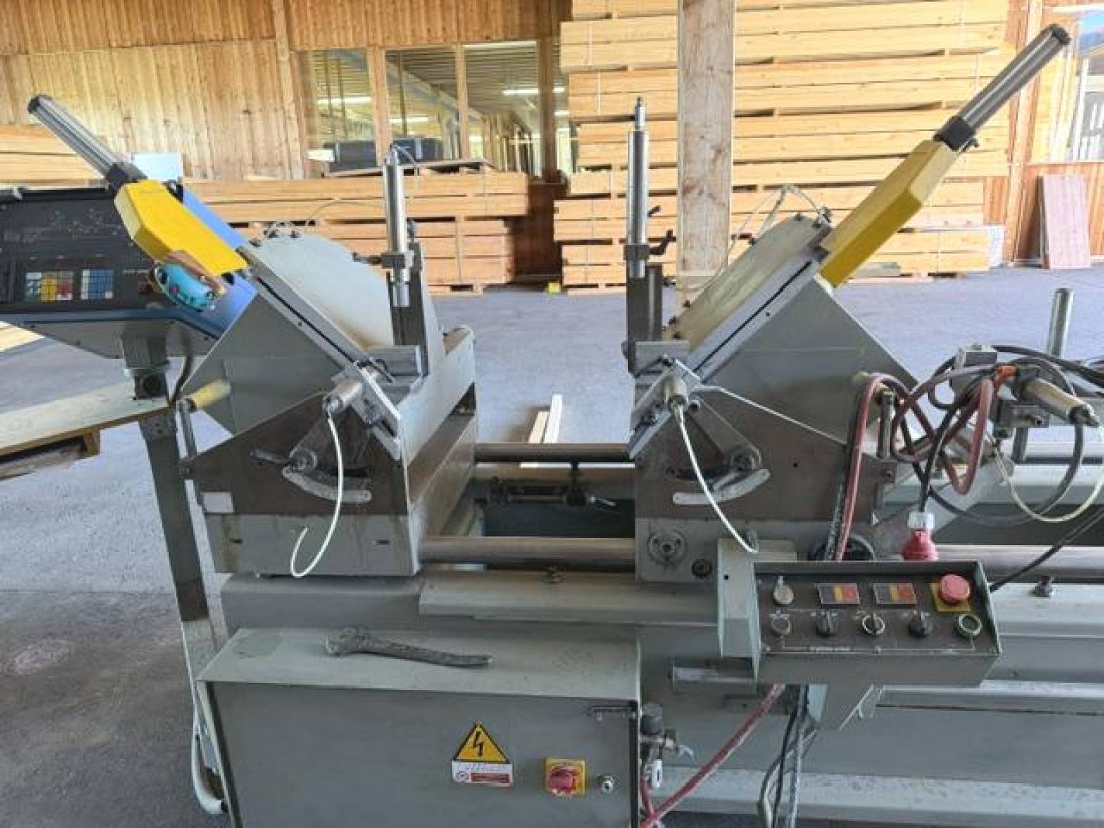 Double mitre Saw EMMEGI Futura 2 TU/5 Double mitre Saw EMMEGI Futura 2 TU/5 - Image 1
