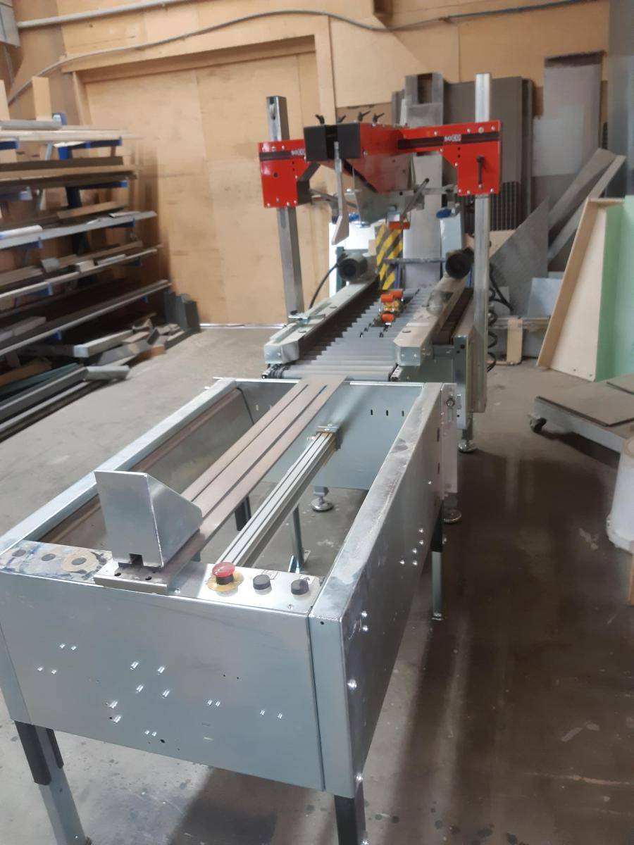 Box folding machine SOCO SYSTEM A/S F-100P + T-402-5-8-7 Box folding machine SOCO SYSTEM A/S F-100P + T-402-5-8-7 - Thumbnail 7