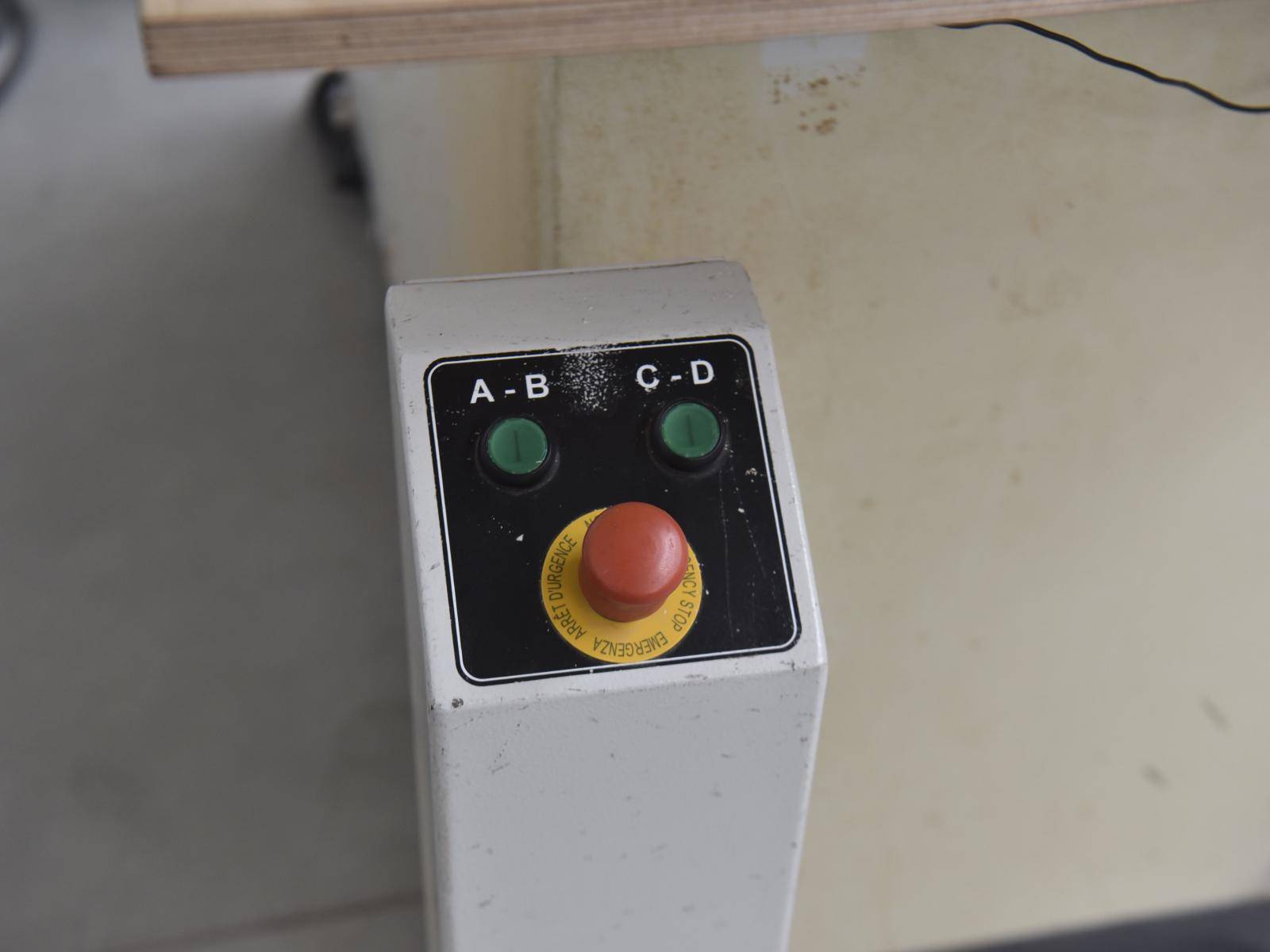 HOLZ-HER CNC-Bearbeitungszentrum EASY-MASTER 7018 320 K gebraucht