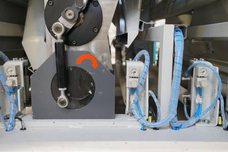 Wide planing machine HOUFEK BULDOG 7 SPB 1350 Wide planing machine HOUFEK BULDOG 7 SPB 1350 - Thumbnail 13