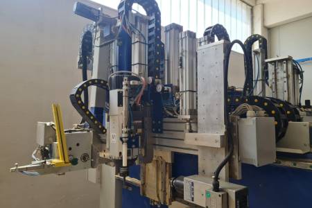 CNC machining centre for windows/doors NUOVA PROGETTI NP 12 - 2TA CNC machining centre for windows/doors NUOVA PROGETTI NP 12 - 2TA - Thumbnail 3