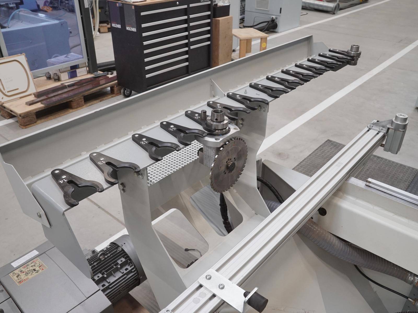 HOLZ-HER CNC machining centre PRO-MASTER 7123 320 K buy second-hand