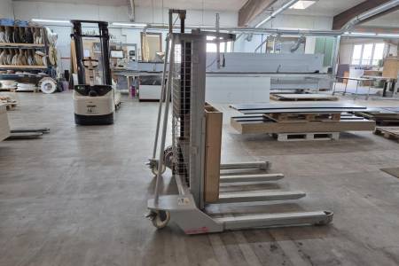 Manual stacker BECK Manual stacker BECK - Thumbnail 3