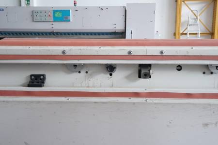 Vacuum pressing OMNIFORM 130 D PROGETTO ABITARE Vacuum pressing OMNIFORM 130 D PROGETTO ABITARE - Thumbnail 4