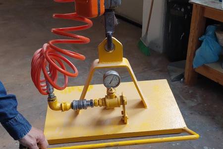 Wall-mounted slewing crane with vacuum lifter DEMAG Wall-mounted slewing crane with vacuum lifter DEMAG - Image 1