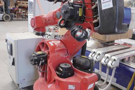 KUKA KR 150 L 150/2E KUKA KR 150 L 150/2E - Thumbnail 2