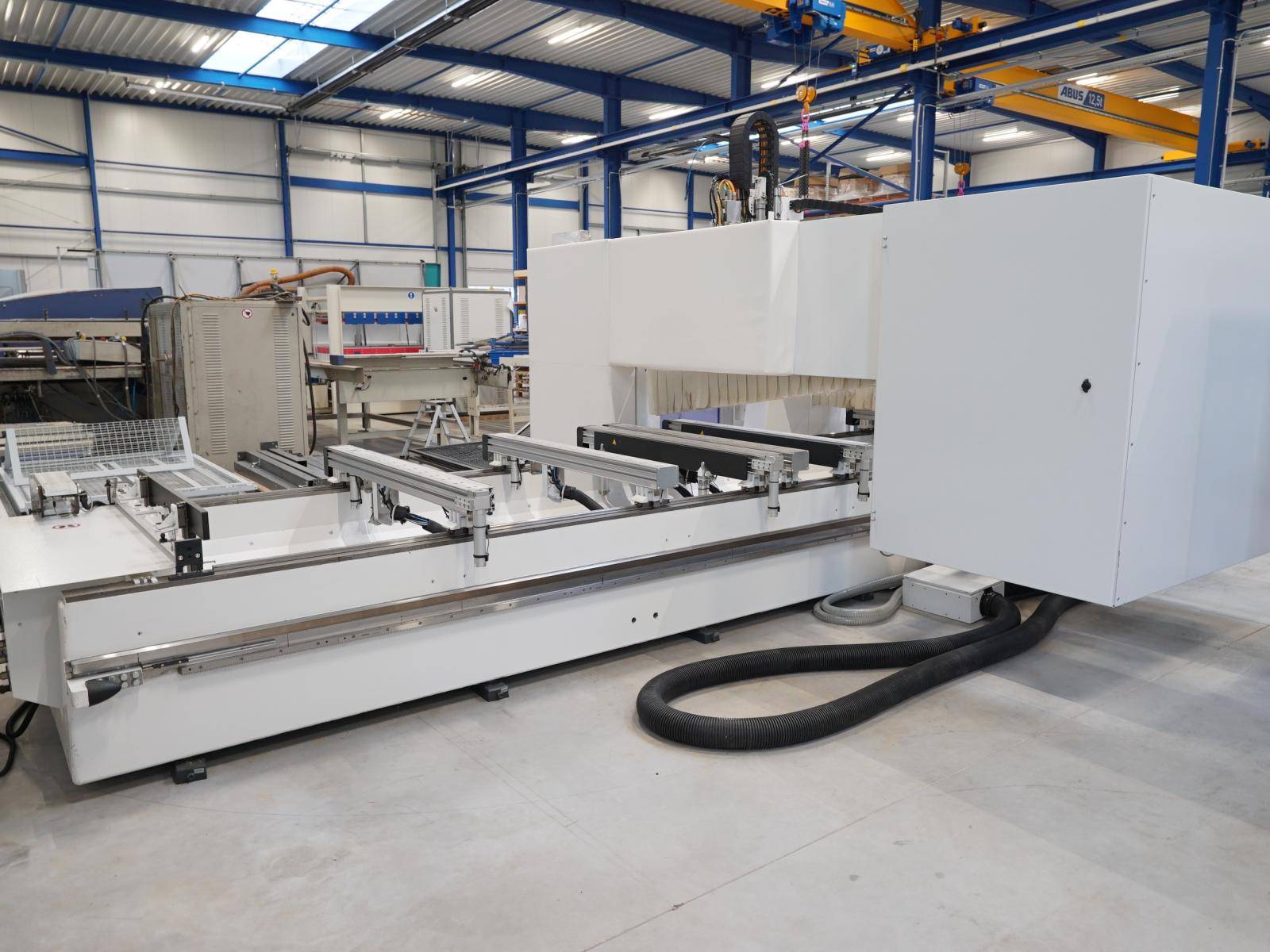 HOMAG CNC router CENTATEQ P -500 PROFI BMG511/60/12/K buy second-hand