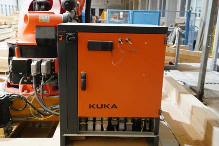 KUKA KR 300 KUKA KR 300 - Thumbnail 9
