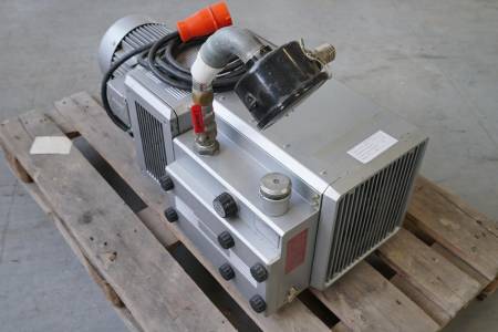 Vacuum pump ELMO RIETSCHLE VTA 100 C Vacuum pump ELMO RIETSCHLE VTA 100 C - Thumbnail 4
