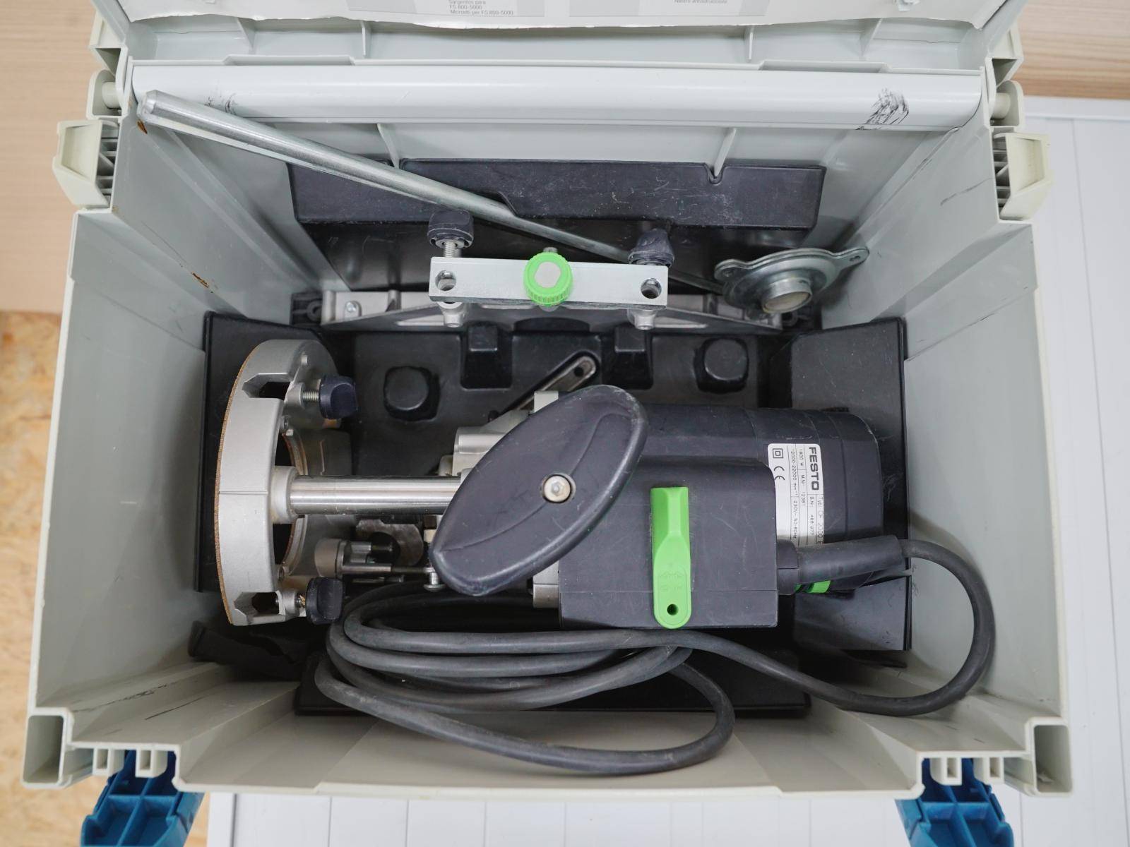 Auction FESTO Hand router OF 2000E