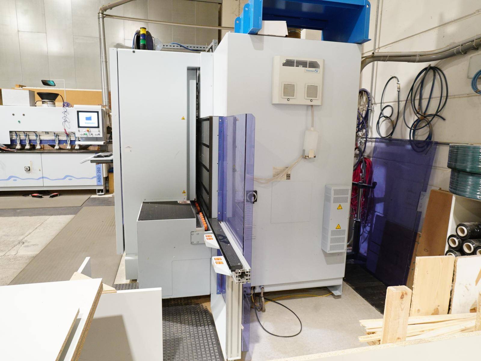 Homag Vertical HOMAG Vertical CNC machining centre BHX 200 Optimat buy second-hand