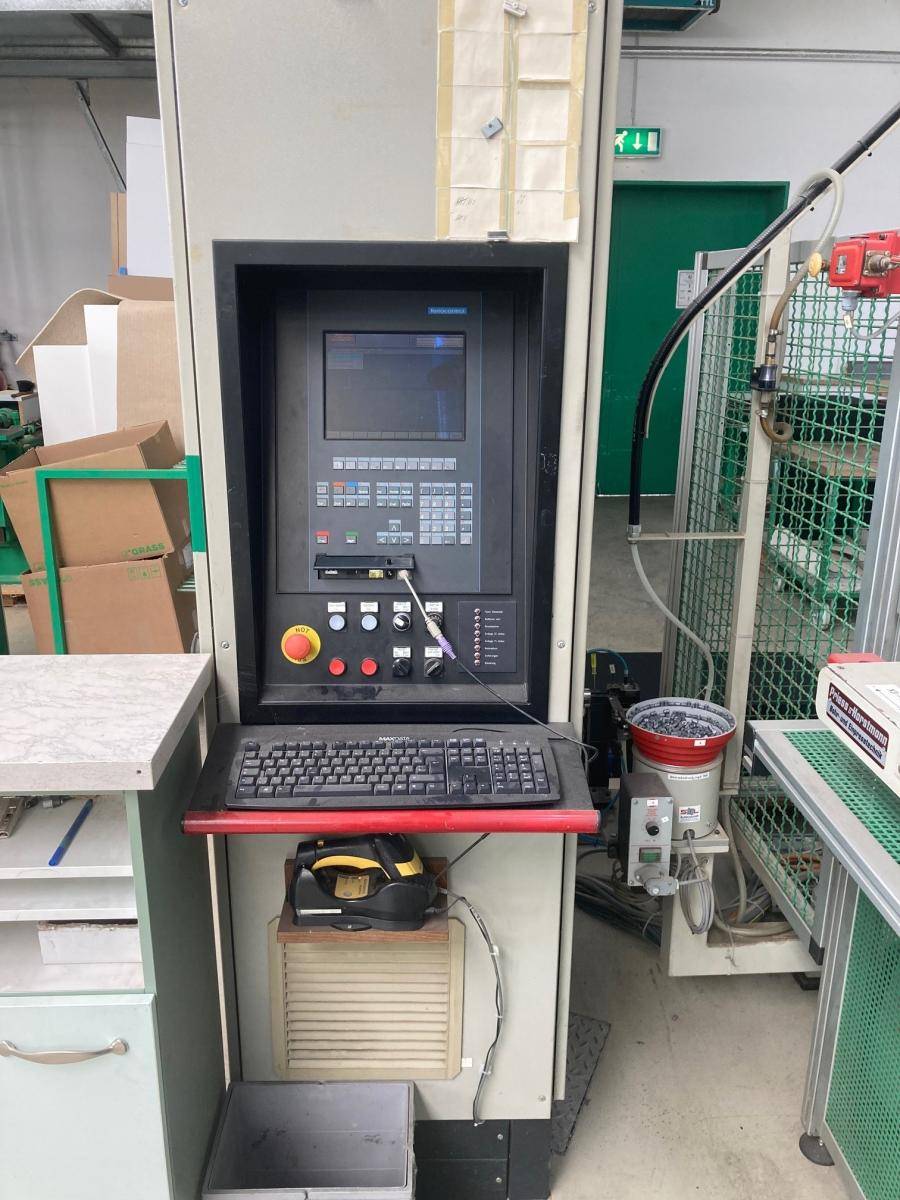 PRIESS & HORSTMANN Drilling and fittings insertion centre BAT III -CNC ...