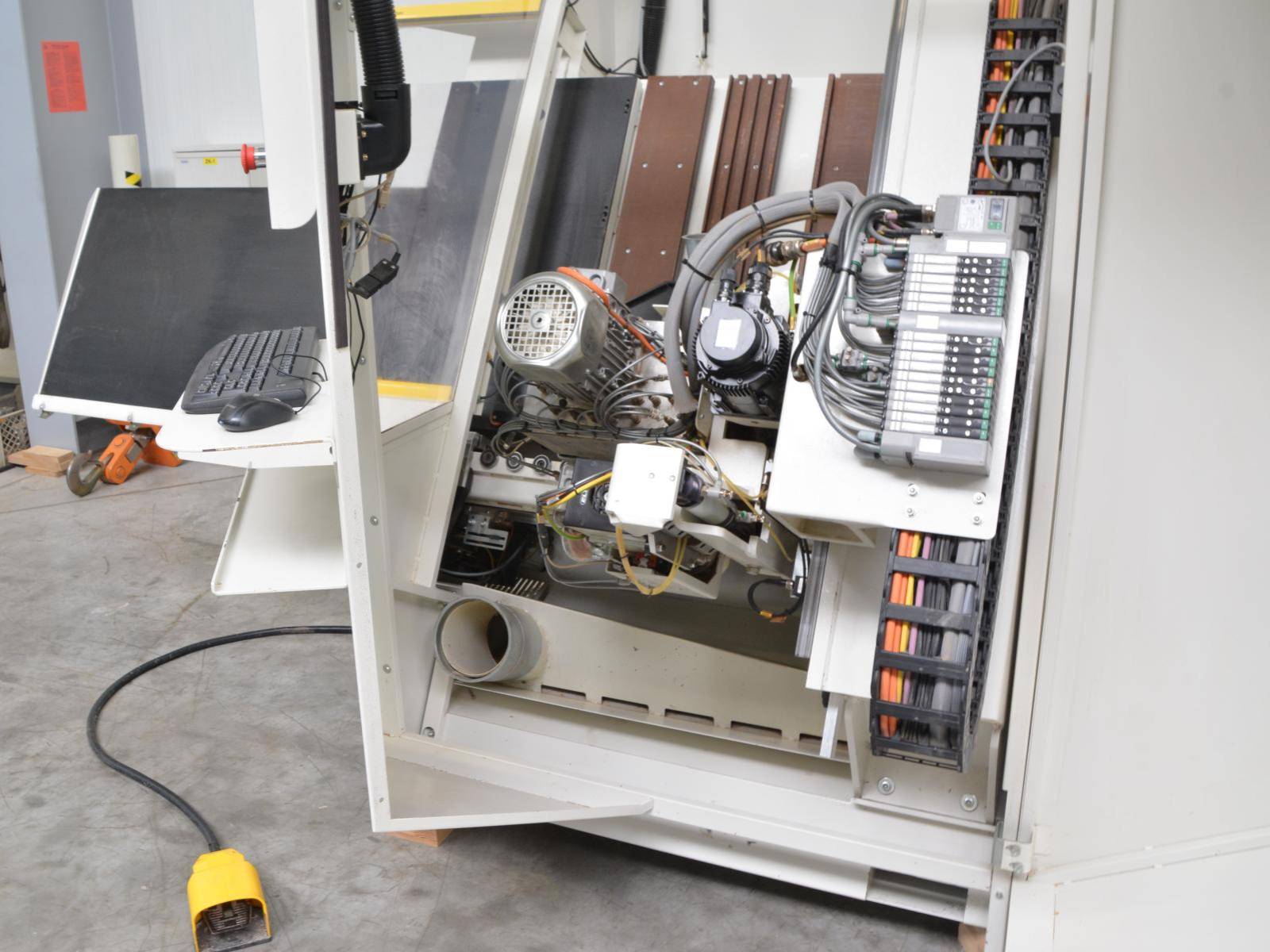 SCM Vertical CNC machining centre CYFLEX F900 buy second-hand