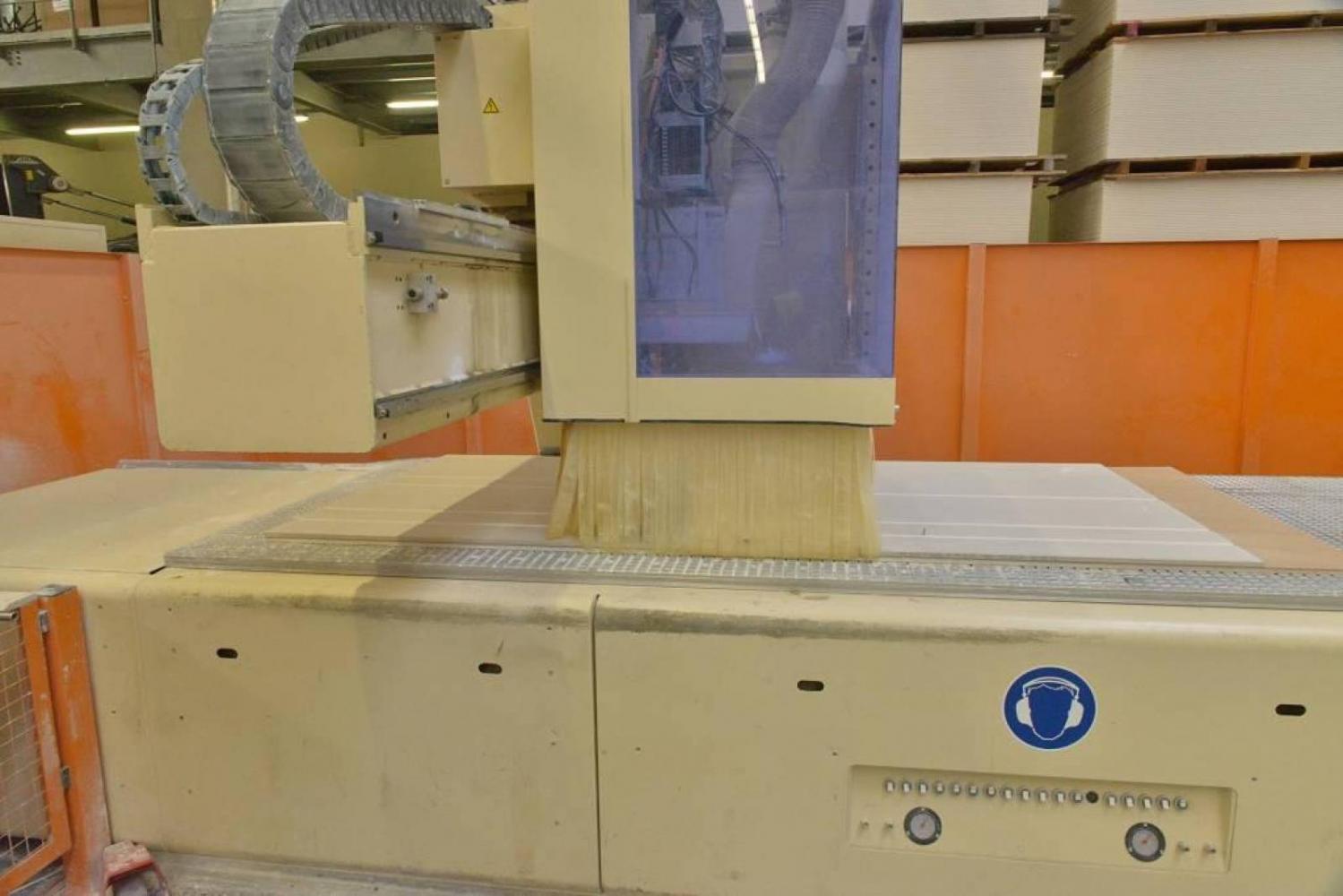 Package for abrasive materials WOOD TEC PEDIA